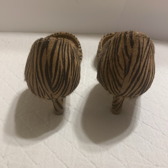 Rowen Animal Print Kitten Heels Size 6.5 - Picture 6 of 11